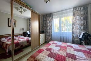 квартира за адресою Тролейбусна вул., 8
