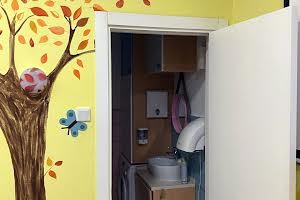 комерційна за адресою Георгія Гонгадзе просп. (Радянської України), 20