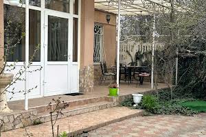 будинок за адресою Окружна вул.