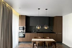 квартира за адресою Залізнична вул., 7