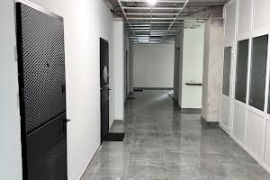 комерційна за адресою Подільська вул., 56