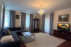 будинок за адресою Лісова