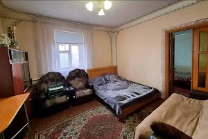 будинок за адресою Лялі Ратушної