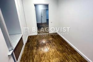 комерційна за адресою Ярославів Вал вул., 38