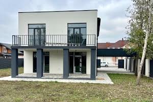 будинок за адресою Центральна вул., 44в