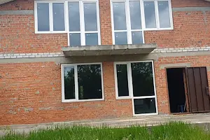 будинок за адресою Центральна, 42