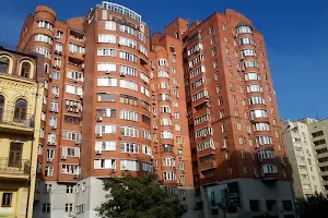коммерческая по адресу Златоустовская ул., 10/12