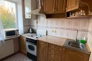 квартира за адресою Євгена Коновальця вул., 132а