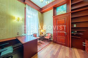 комерційна за адресою Велика Житомирська вул., 24-Б