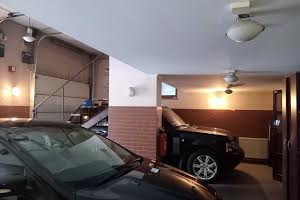 дом по адресу Павла Загребельного ул. (Миколи Раєвського), 6