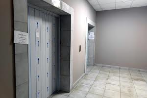 коммерческая по адресу Звёздный бульв., 1-М