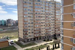 квартира за адресою Захисників України вул. (1-го Травня), 1