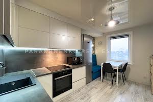 квартира за адресою Михайла Лушпи просп., 5 