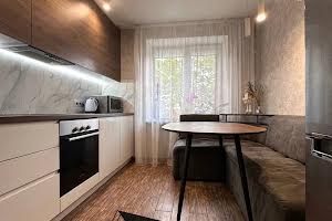 квартира за адресою Холодногірська пл., 4