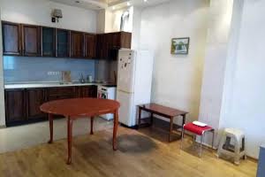 квартира за адресою вулиця Катерининська, 90