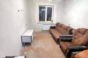 квартира по адресу Металургів, 76