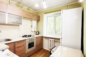 квартира за адресою Дмитра Яворницького просп. (Карла Маркса), 8