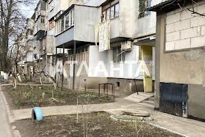 квартира за адресою Князя Володимира Великого просп., 141