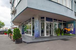 комерційна за адресою Ушинського вул., 40