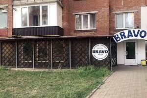 комерційна за адресою Будівельників вул., 2