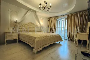 квартира за адресою Дмитрівська вул., 96-98