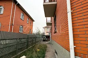 будинок за адресою Мелетія Смотрицького вул. (Пожарського)