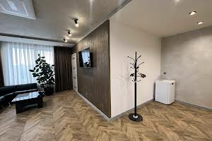 квартира по адресу Луговская ул., 248