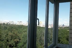 квартира за адресою Романа Ратушного вул. (Волгоградська), 18