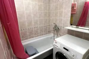 квартира за адресою Космонавтів вул., 148г