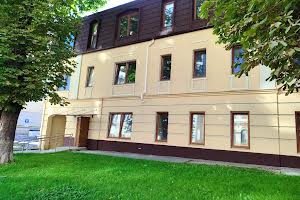 комерційна за адресою Івана Франка, 26