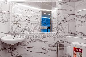 комерційна за адресою пр-т Бажана Миколи, 16