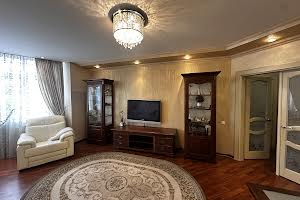 квартира за адресою Бельведерська вул., 40