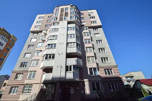 квартира за адресою Тролейбусна вул., 4Б 