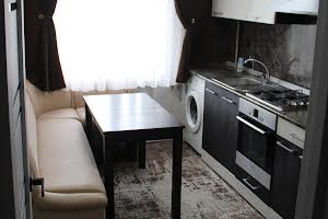 квартира за адресою Галини Петрової вул., 3
