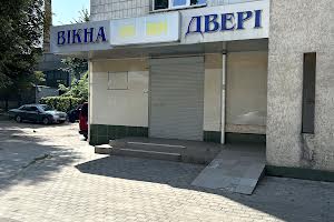 комерційна за адресою Київська вул., 84