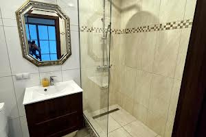 квартира за адресою Родини Крушельницьких вул., 3