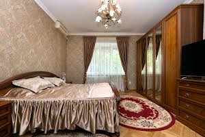 квартира за адресою Політехнічна вул., 10