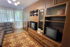 квартира за адресою Комінтерна, 3