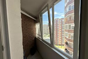 квартира за адресою Білогірська вул., 18