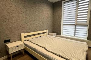 квартира по адресу Героев Майдана ул., 1