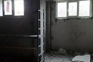 комерційна за адресою Січеславська вул., 4