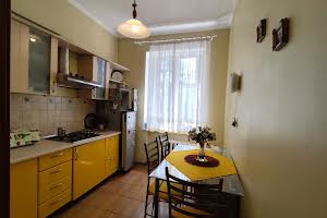 квартира за адресою Базарна вул., 66