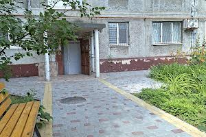 квартира за адресою Лахтинська вул., 12