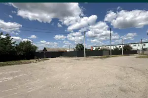 комерційна за адресою Олега Ольжича вул., 1