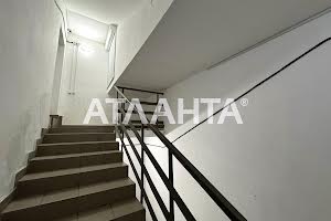 комерційна за адресою Добровольців вул. (Маршала Говорова), 8