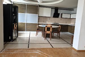 квартира за адресою Сергія Подолинського вул. (Благоєва), 7