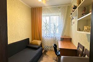 квартира по адресу Сухомлинского ул., 12