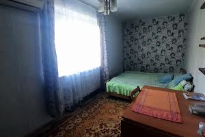 квартира за адресою Космонавтів вул., 27/3
