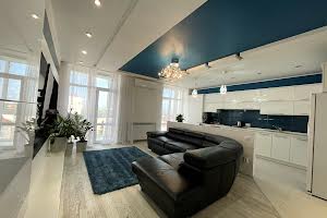 квартира за адресою Степана Бандери просп., 62