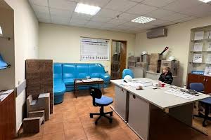 коммерческая по адресу Свободи ул., 3/1